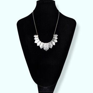 (2/$20) Metal Textured Statement Necklace